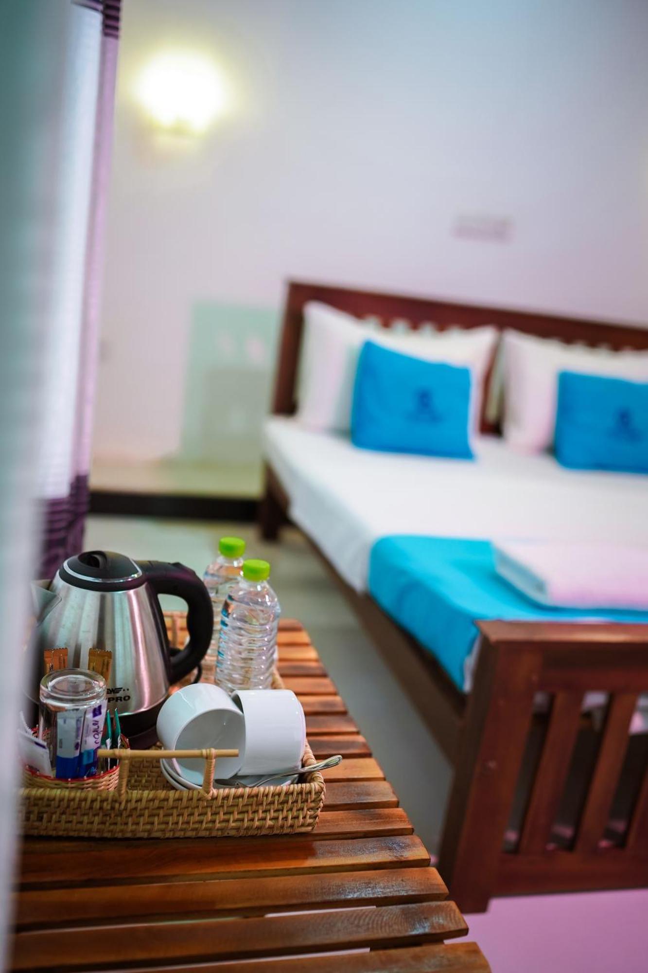 Ceylon Amigos Eco Resort Сигирия Екстериор снимка